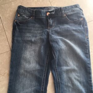 Maurice’s flared leg blue jeans